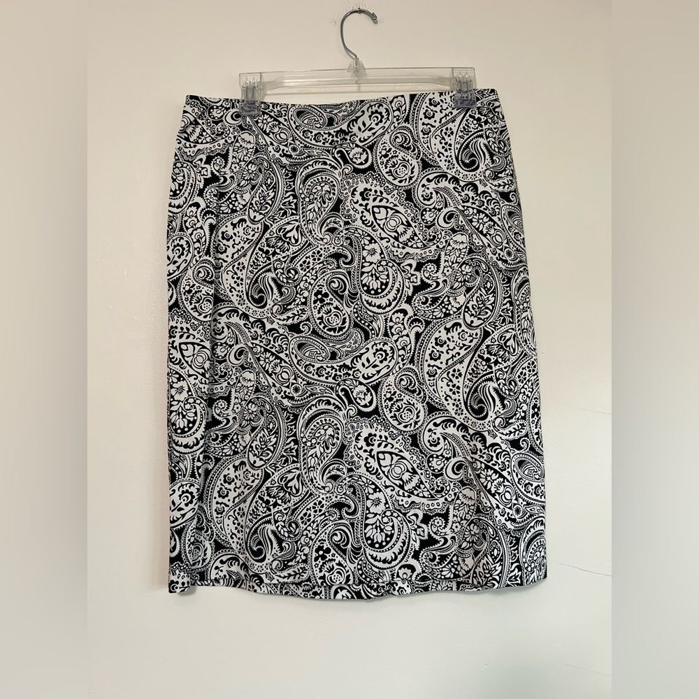 Talbots Black White Paisley Print Skirt Size 10‎ core classic